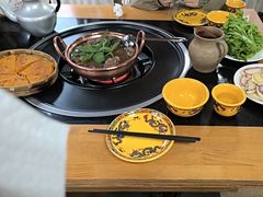 -银同牦牛肉火锅