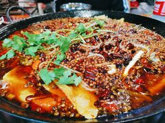 -鸿顺老铁锅美蛙鱼府(解放碑店)