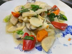 -缘来聚·徽菜名店(黄山宏村店)