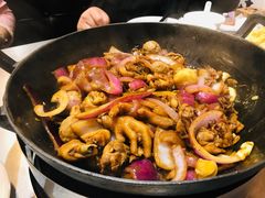 -胡须佬鸡煲四季火锅店(石厦西村直营店)