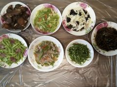 -阿姨来了月嫂服务中心(徐汇店)