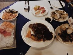 -世贸旋转自助餐厅(360°高空观景店)