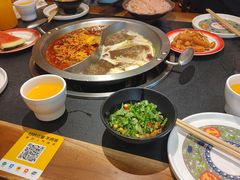 -沸炉重庆老火锅(军事博物馆店)