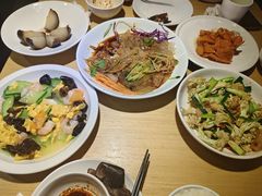 -关东小磨东北菜(上海长风大悦城店)