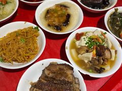 -蓝田九大碗民俗食府(蓝田店)