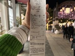 -lululemon(比斯特购物村店)
