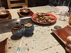 -破瓦寒窑烤羊排·鲜牛肉烧烤