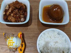-老乡鸡(融科天地店)
