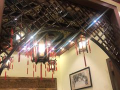 -梅龙镇酒家(南京西路总店)
