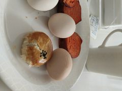 -卡罗酒店(东门晒布地铁站店)