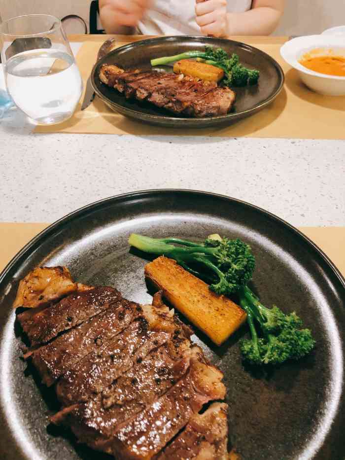 oui chef-"上海南站附近难得的上档次的西餐厅.装修."-大众点评移动版