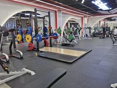 -英派斯健身旗舰店(海信国际中心馆)