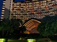 -三亚湾海居铂尔曼度假酒店