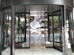 -上海滴水湖皇冠假日酒店