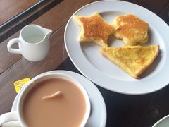 -Baan Ploy Samed Restaurant ร้านอาหารบ้านพลอยเสม็ด