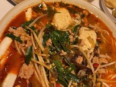 -粉八·云南米线·建水烧烤(常熟路店)