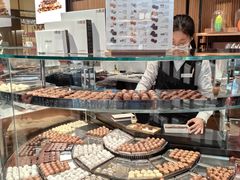 -Laderach 莱德拉(上海环贸iapm店)