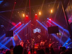 -808 LiveHouse