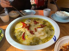 酸菜柠檬鱼-有家川菜(大连路店)