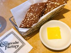 -The Cheesecake Factory芝乐坊餐厅(兴业太古汇店)