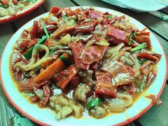 辣皮子肉拌面-托克逊老四号餐厅