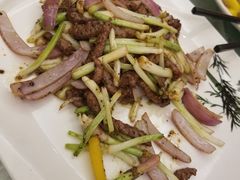 黑椒双葱爆牛柳-稻香酒家·33年老字号·港式粤菜(富邦中心店)