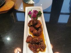 -铜锣湾·有麝自然香(渝北财富中心店)
