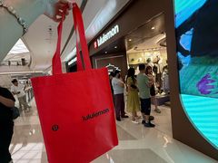 -lululemon(万象城店)