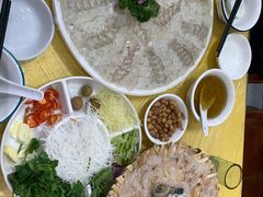 -官塘陈记鱼生·潮汕砂锅粥·牛肉火锅(潮枫路总店)