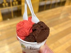 -VENCHI 闻绮(上海佛罗伦萨小镇店)