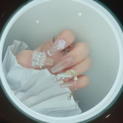 -诗韵坊美甲美睫