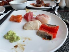 -怡豪大饭店·银顶旋转餐厅