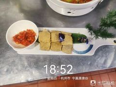 -红钳侠小龙虾·烧烤(中赢康康谷店)