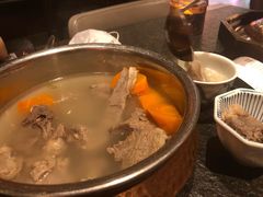 滩羊手抓肉-丝路金桃·新疆菜(徐汇店)