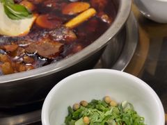 -佘记全家福芋儿鸡(向阳街总店)