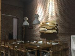 大堂-苹果树下艺术餐厅(宋庄店)