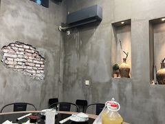 -大猩猩烧烤(地板一条街店)