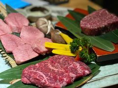 厚切拼盘-炼火烤肉店