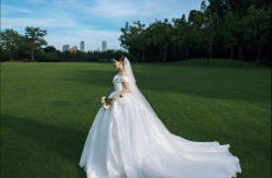 -莫兰迪婚纱摄影