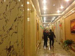 iphone_upload_pic-皇宫大酒店