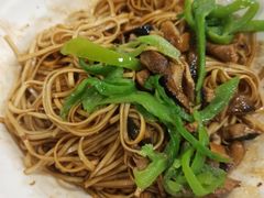 长鱼面-绿园春早茶