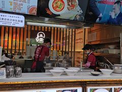 -钟方模白家肥肠粉(春熙店)