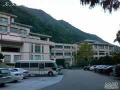 主楼-天明山温泉大酒店