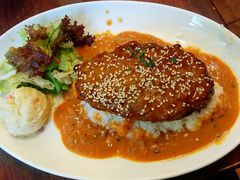 夏威夷风情蜜汁牛肉饼饭-玛格萝妮比萨屋(四平店)