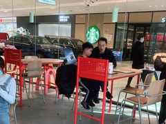 大堂-麦当劳(津南吾悦广场店)