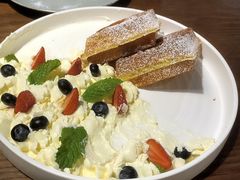 鲜果牛乳华夫-G+KITCHEN(龙湖狮山天街店)