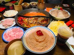 -萍姐火锅·公路夜市(武汉首店)