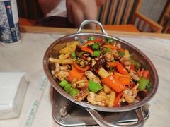 -老街烧烤大排档·地道湖北菜·龙虾馆(汉口火车站店)