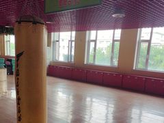 -英特健身俱乐部