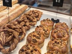 -Dough&Joe团憩(瑞虹天地月亮湾店)